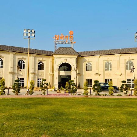 Anantara Club And Resort, Ujjain Exterior photo